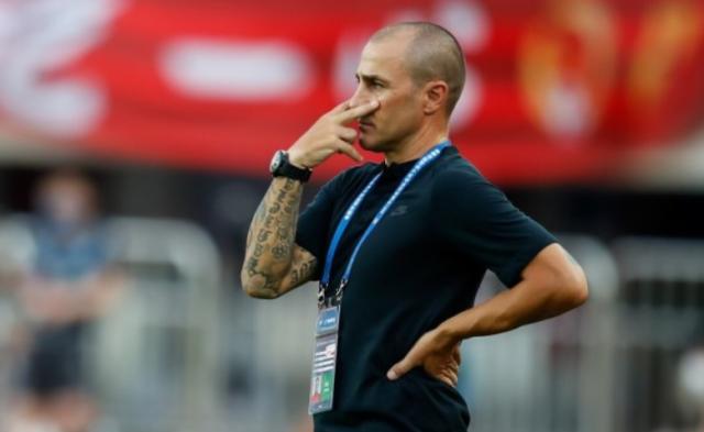 世界杯app下载-5球大胜难掩一漏洞 广州队防线顽疾让卡帅也无奈